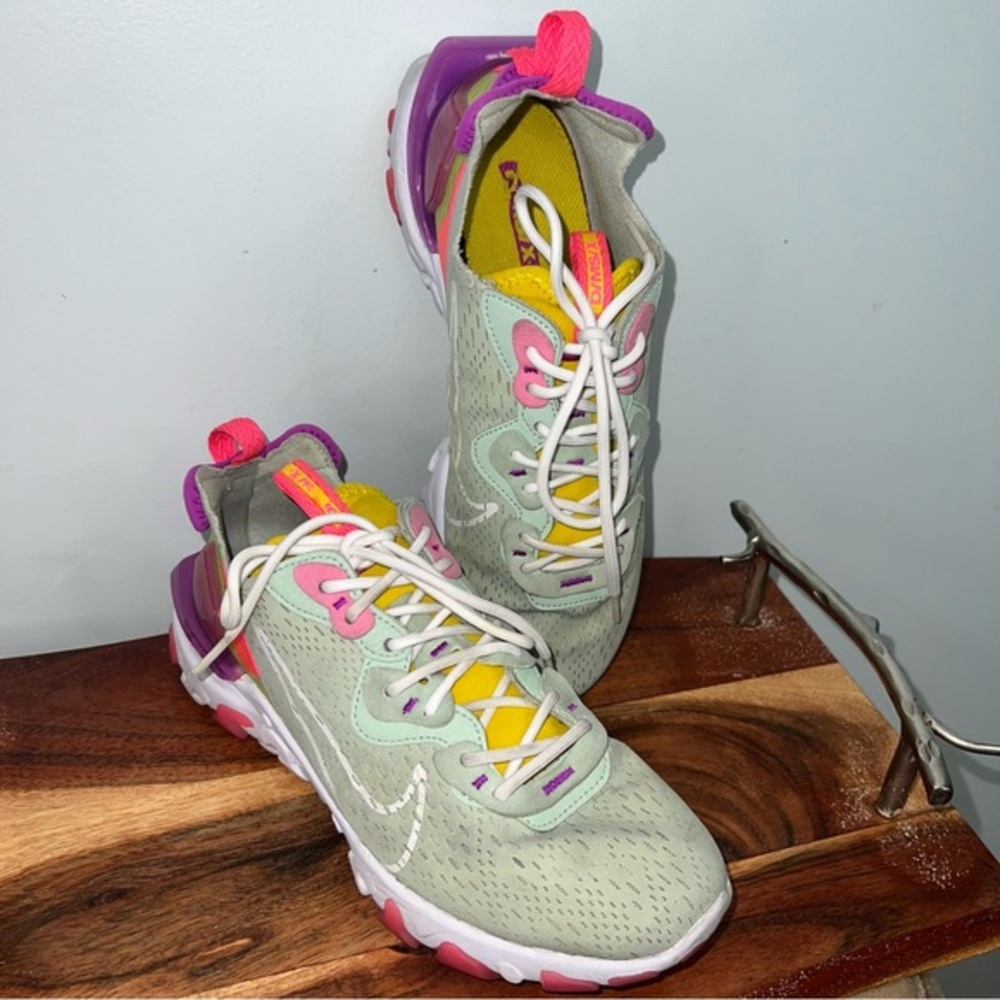 Nike React Vision “DMX” Multicolor Sneakers Women’s US 9